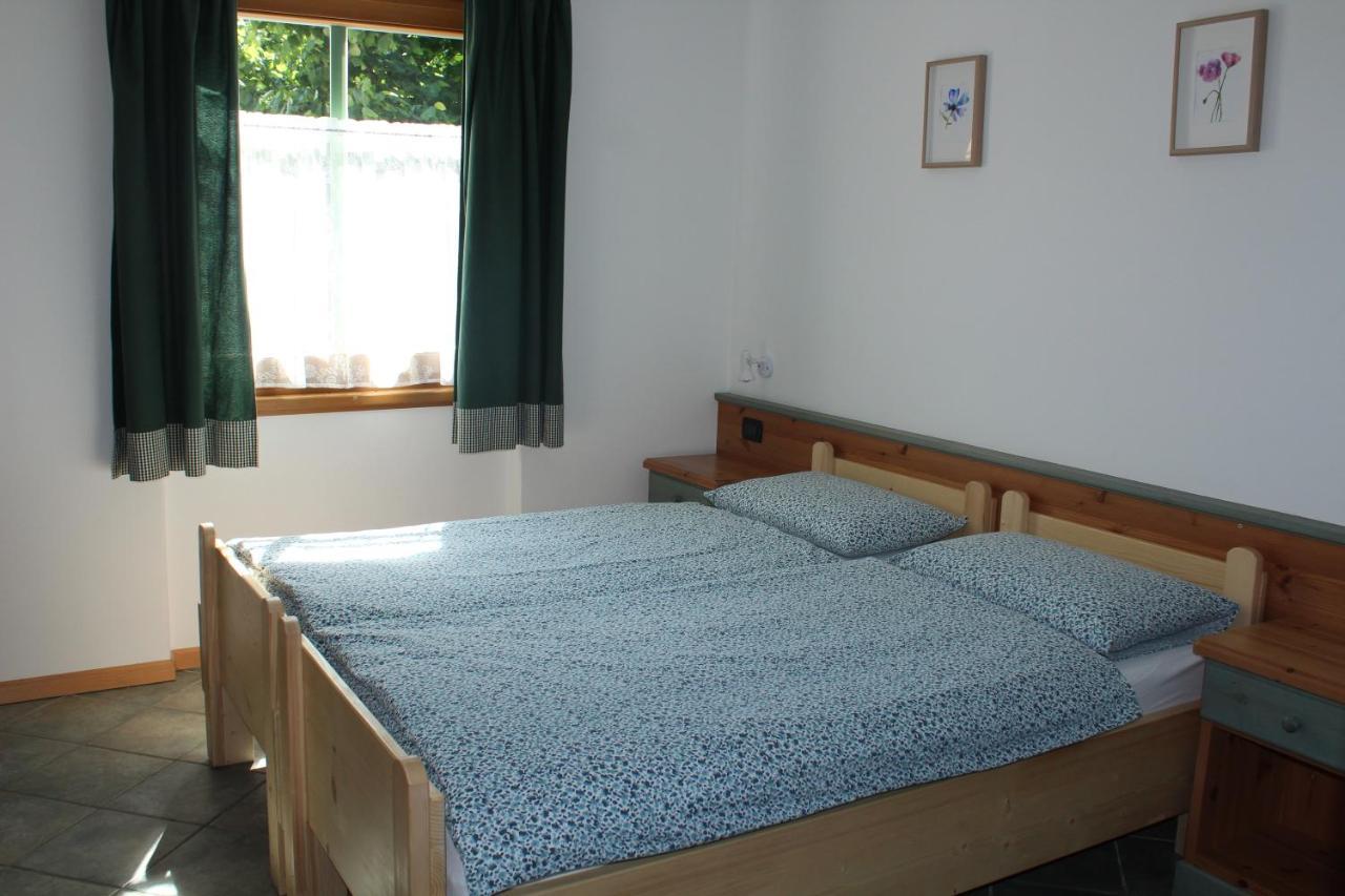 Agritur Volpaia Rooms And Apartments Vermiglio Luaran gambar