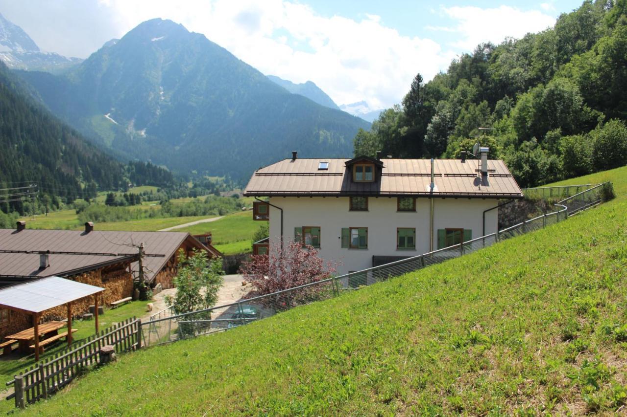 Agritur Volpaia Rooms And Apartments Vermiglio Luaran gambar