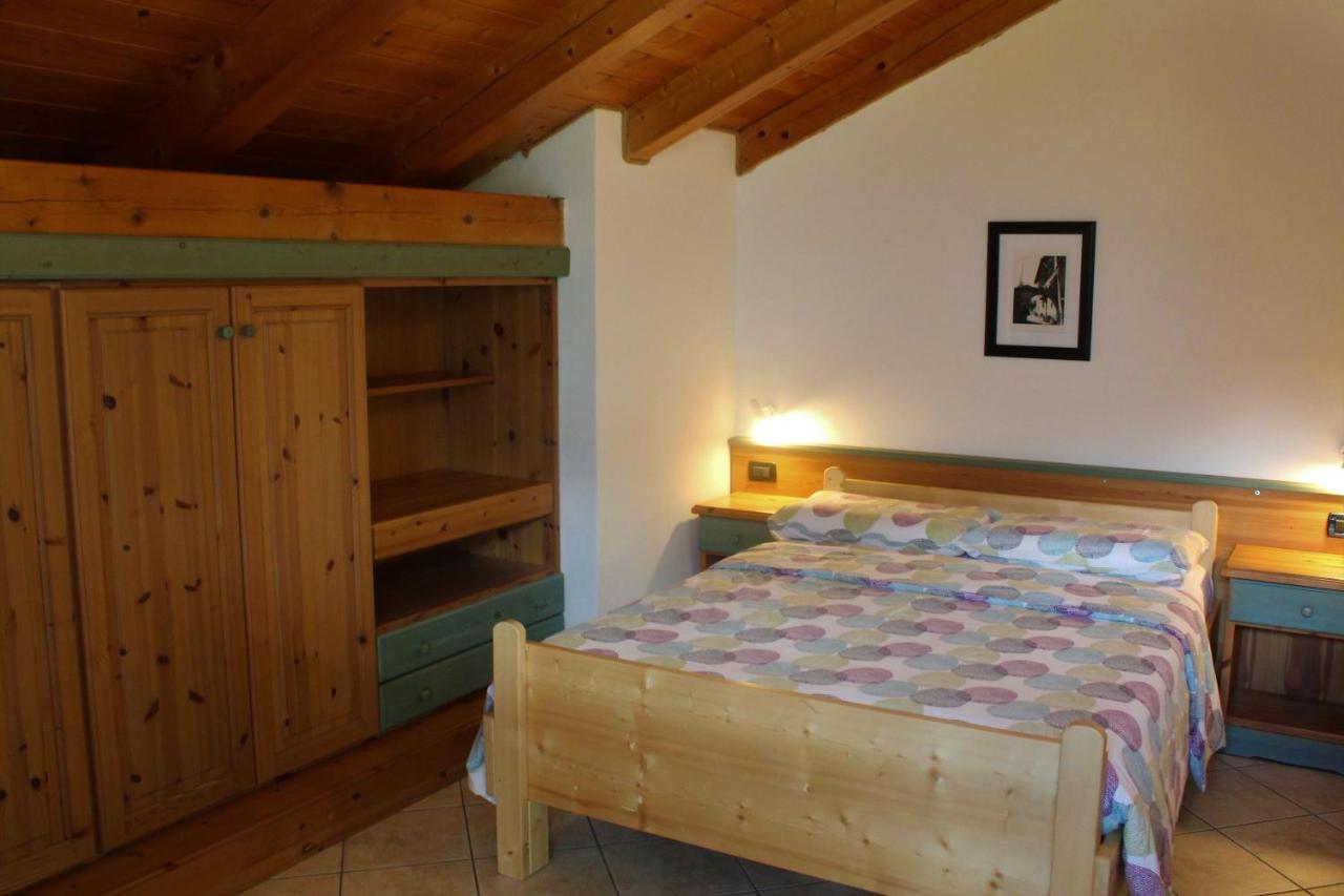 Agritur Volpaia Rooms And Apartments Vermiglio Luaran gambar
